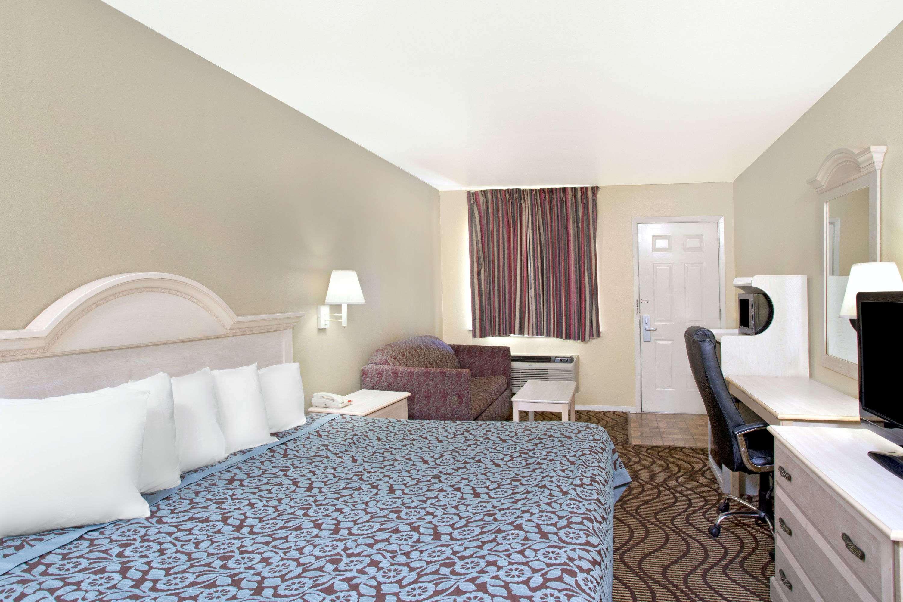Days Inn By Wyndham Kerrville Εξωτερικό φωτογραφία